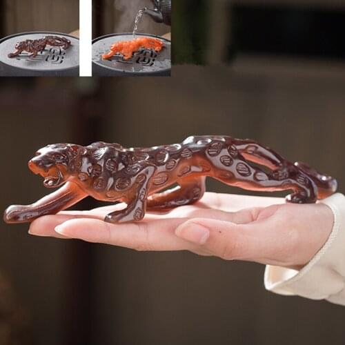 Creative home decoration resin tea pet color change tea play holder for chopstick rack for brush leapord statue China