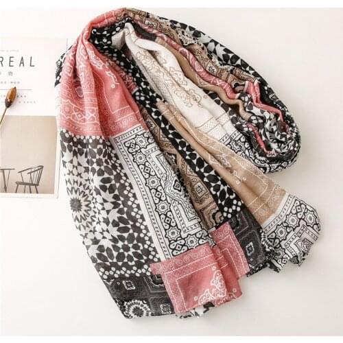 2021 Fashion Newest Floral Cotton Viscose Printed Tassel Scarf Shawls Wraps Hijabs 10pcs/lot