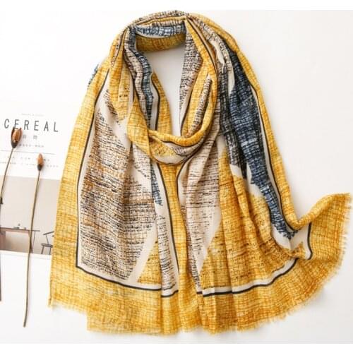 Yishine 2020 Newest cute design lemon animal print good hand feeling scarf