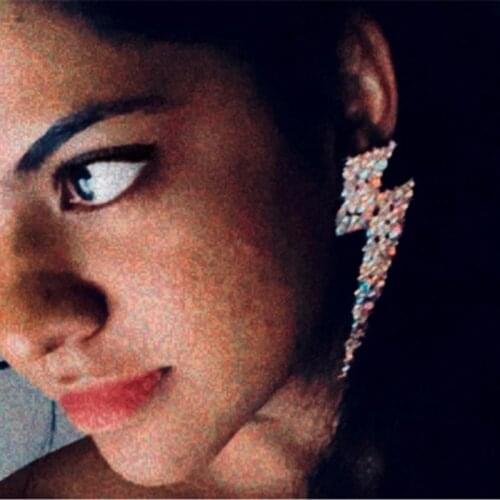 New Shiny Rhinestone Gems Lightning Shaped Stud Earrings for Women Fashion Jewelry Hot Sale Collection Earrings Accessories