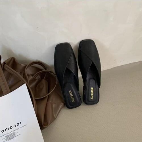 2020 Summer Outside Slippers Women Pointed Top Fashion Low Heels Shoes Plus Size 40 Mules Slip on Leather Flats Woman Slides