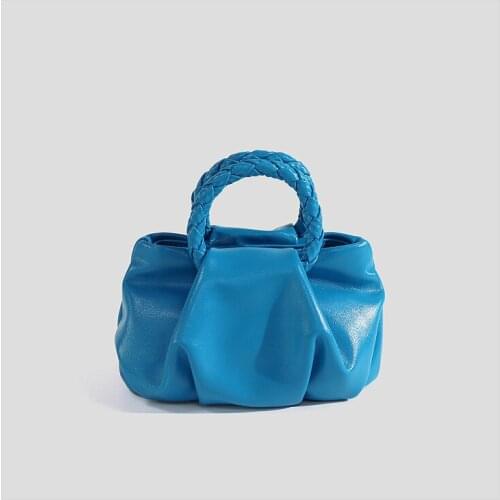 Niche design bag 2021 summer new fold cloud bag popular mini hand bag messenger small bag