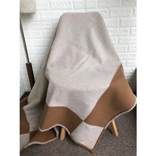 European and American Nobles Luxury Thick Light Brown 800 G H Blanket Shawl Scarf Air Conditioning Sofa Aircraft Blanket Shawl