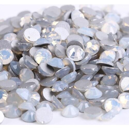 White Opal Glass 3D Nail Art Rhinestones ss3 ss4 ss5 ss6 ss8 ss10 ss12 ss16 ss20 ss30 ss34 Crystal Nails Non HotFix Decorations