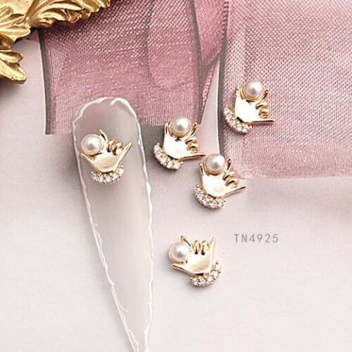 5pcs TN4925 Gold Crystal Pearl Zircon finger Nail Art Rhinestone metal manicure nail accessories Nail Decoration 3D Nails charms