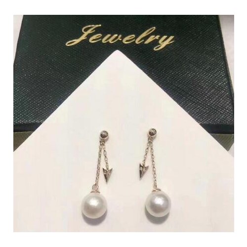 Gorgeous pair of 10-11mm round white pearl dangle earring yellow gold 14K