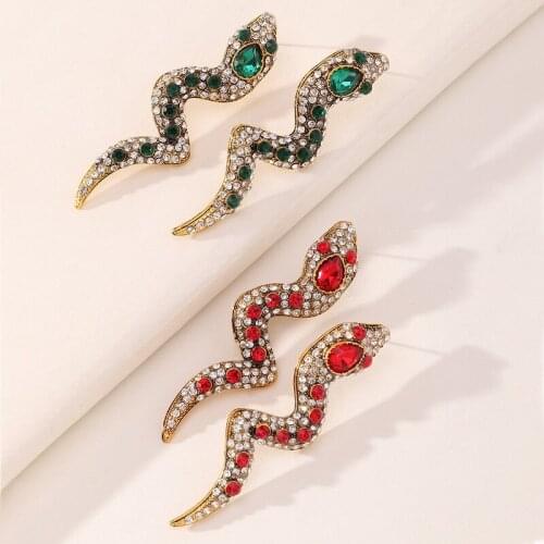 Personality Shiny Rhinestone Twist Snake Drop Earrings for Women Green Color Crystal Twisted Animal Dangle Earrings Pendientes