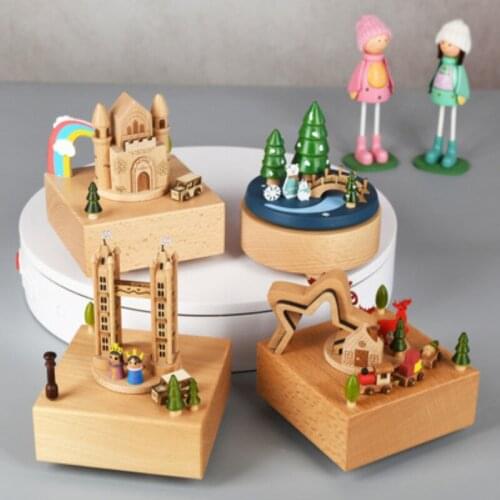 Rotating Wooden Music Box Valentines Day Childrens Day Gift Castle Creative Echanical Clockwork Music Box Crafts