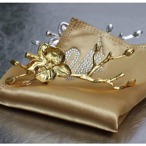 10pcs/lot upscale napkin rings, napkin holder plum gold, silver napkin ring towel ring hotel Western dinner table decoration