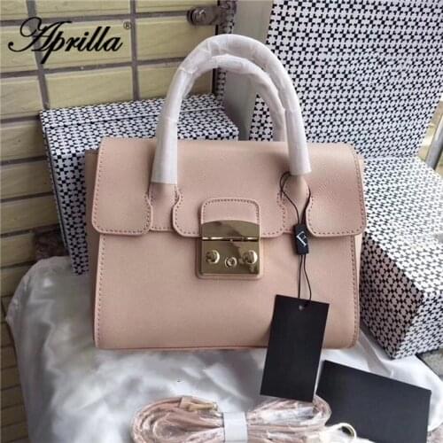 Aprilla Totes With Short Handles