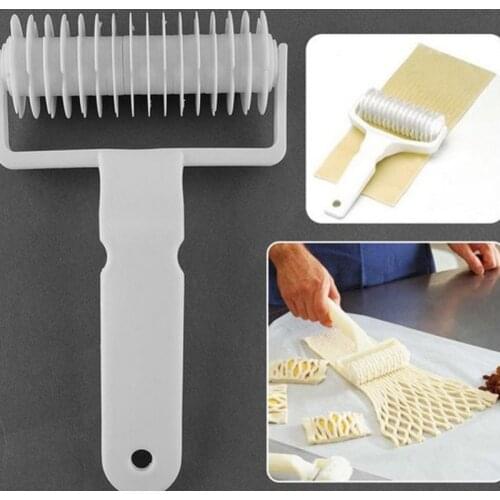 Clearance Sale Plastic Baking Tool Pull Net Wheel Knife Pizza Pastry Lattice Roller Cutter for Dough Cookie Pie Craft tool D4