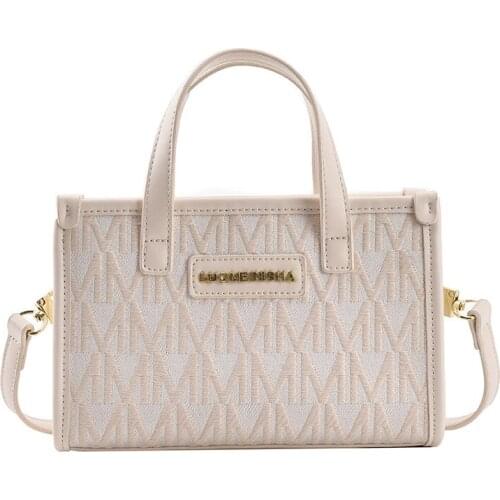 Shoulder messenger bag female 2021 new fashion Korean version handbag European and American tide texture western style