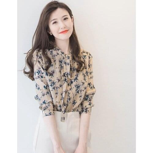 The New Spring and Summer 2021 Bow Broken Beautiful Female Coat Look Elegant Chiffon Shirt Long Sleeve Shirt Women