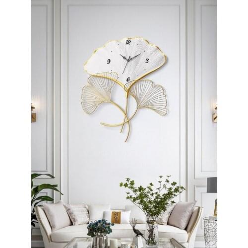 New Chinese style ginkgo leaf wall clock living room home light luxury fashion clock personalized simple art creative clock mode