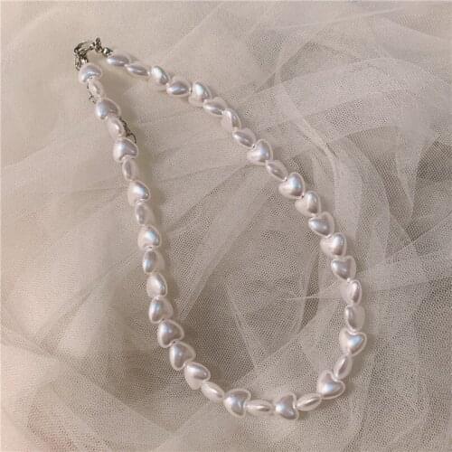 Heart Shaped Pearl Pendant Necklace White Geometric Elegant Necklace For Women Girls Friends Party Travel Valentine Jewelry