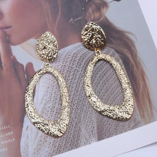 Gold Trendy Jewelry Irregular Earrings Hollow Geometric Drop Earrings Pendientes Metal Small Earrings New Arrival Party