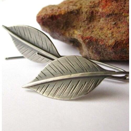 2021 Wholesale Cross-border European and American New Retro Silvery Leaf Earrings