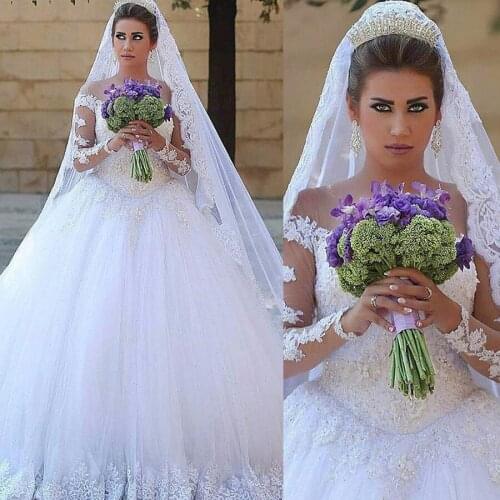 Attractive Tulle Jewel Neckline Ball Gown Wedding Dresses With Lace Appliques & 3D Flowers & Beadings Long Sleeves Bridal Dress