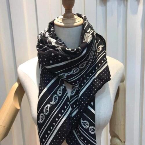 2020 new arrival autumn winter key design 140*140 cm animal scarf 65% cashmere 35% silk scarf wrap for women lady girl