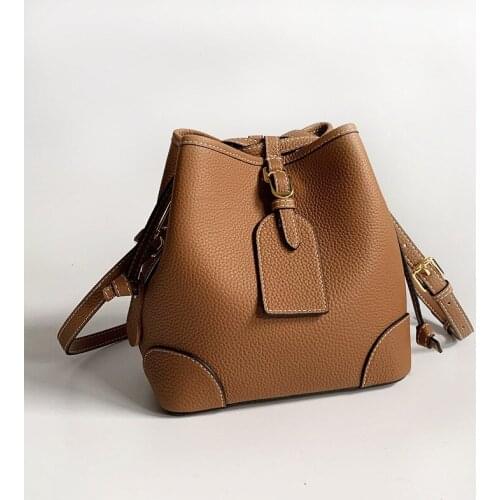 2021 New Design Leather Ladies Fashion Bucket Bag Exquisite Crossbody Bag Leisure One Shoulder Bag