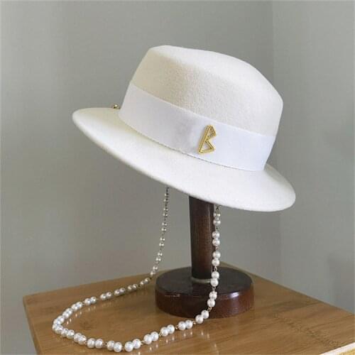 202107-weimin new autumn winter gold letter pearl chain wool lady fedoras cap women leisure panama jazz hat