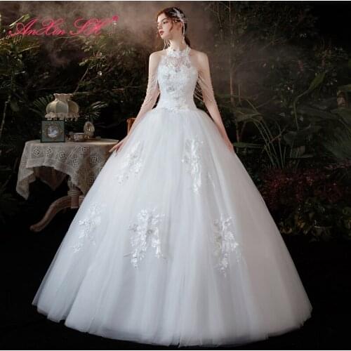 AnXin SH princess flower white lace wedding dress vintage halter beading crystal pearls sleeveless bride ball gown wedding dress