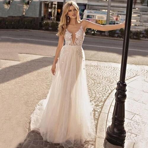 Champagne Sexy Backless Wedding Dresses 2021 Deep V Neck Lace Bride Dress Wedding Gowns for Beach Church Robe de Mariee