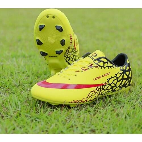 2020 Size33-44 Men Boy Kids Soccer Cleats Turf Football Soccer Shoes TF Hard Court Sneakers Trainers New Design football boots