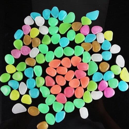 50pcs Glow in the Dark Garden Pebbles Glow Stones Rocks for Walkways Garden Path Patio Lawn Garden Yard Decor Luminous Stones