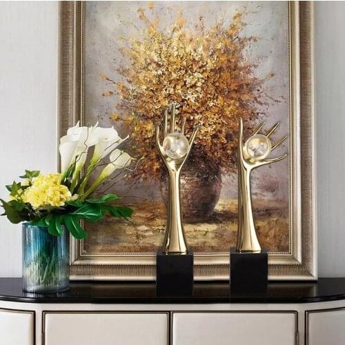 Simple Modern Luxury Marble Stand Brass Palm Crystal Ball Ornaments Home Livingroom Decoration Office Desktop Figurines Crafts