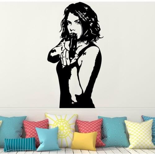 The Walking Dead Maggie Wall Sticker Vinyl Home Decoration Living Room Bedroom Decor Decals Interior Design Removable Mural 4081