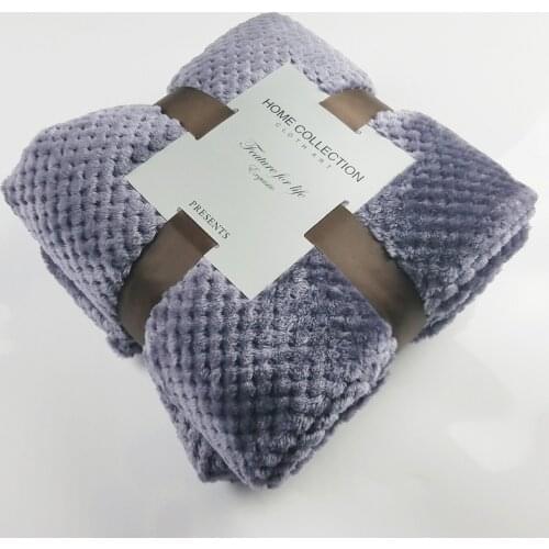Simple solid color super soft blanket flannel aircraft sofa office shawl travel fleece mesh portable car travel blanket