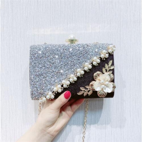 Handmade Flowers Evening Bag Woman Luxurious Pearl Splice Sequined Scrub Clutches Bag 2020 Bridesmaid Bride Wedding Purse M1380