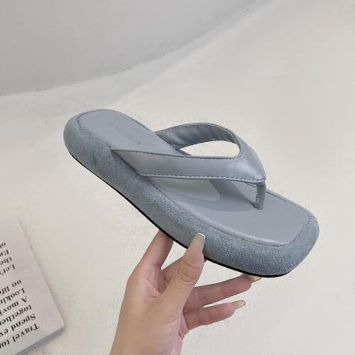 2021 Summer Blue Flats Women Fashion Silp-On Slippers Outdoor Beach Flip Flops Sandals For Women Casual White Shoes Ladies Hot