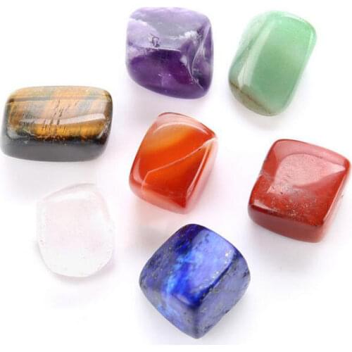 2020 New 7pcs Set Beautiful Chakra Natural Stones Palm Reiki Healing Crystals Gemstones Home Decoration Accessories Good Gifts