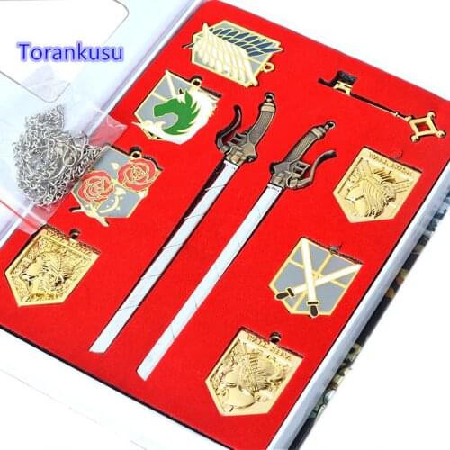 Attack On Titans Badge Weapon Keychain Set Toy Zinc Alloys Golden Pendan Key Chain Shingeki No Kyojin Action Figures Toys Model