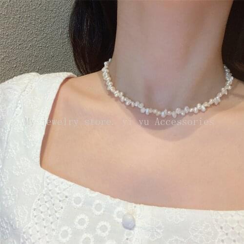 Natural freshwater pearl necklace Korean version of ins wind niche special-shaped light luxury circle clavicle chain