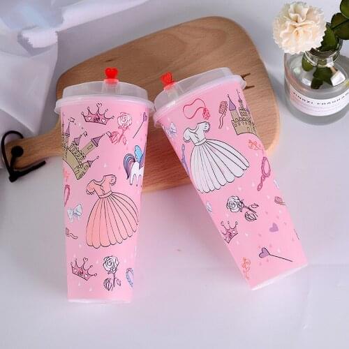 50pcs Net red creative plastic cups 700ml large favors drink cup birthday party favors juice yogurt pastry dessert cup with lid