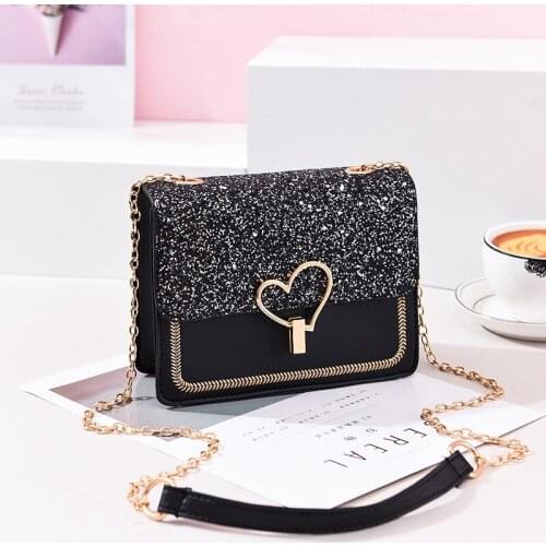 Trendy Sequin Pu Leather Female Bag with Metal Love Shape Lock Girls Chain Messenger Shoulder Bag Small Flap Purse New Arrival