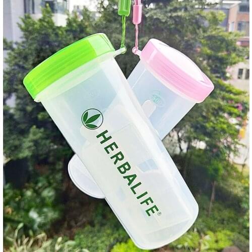 Wholesale 2 Color 500ml Herbalife Nutrition Portable Plastic Sports Water Bottle with Pharmacy Box Spoon
