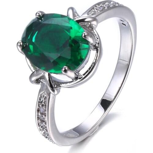 Bettyue Simplicity Design Charming Green Cubic Stone Ring For Women Fahsion Ornament Wedding Party Silver Plated Cool Jewelry