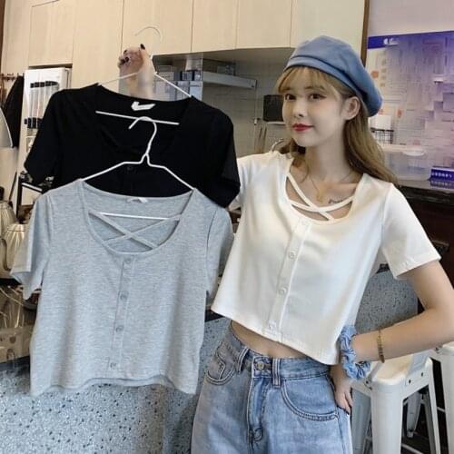 Top Womens Summer New Design Sense Niche Tops Short Slim Short-sleeved Thin T-shirt Women Trend