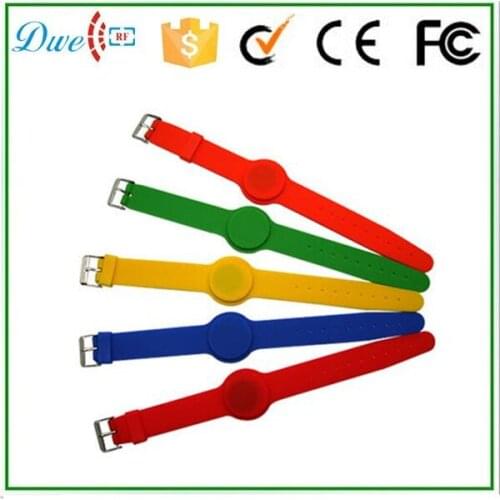 DWE CC RF 3pcs per lot waterproof multi colors optional silicone rfid wristband 13.56mhz mf 1k ISO14443A F08 chip