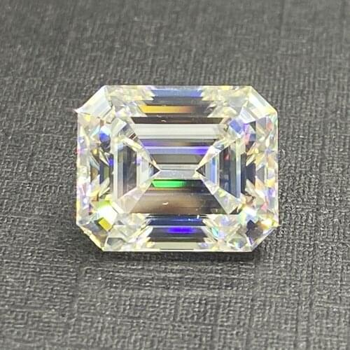 Synthetic D Color VVS Emerald Cut 4*6mm Loose Moissanite Diamond Stone Ladies Jewelry Customization