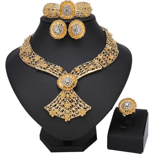 Longqu Exquisite Dubai gold Jewelry Set Wholesale Nigerian Woman Wedding Joyería Jewelry Set Fashion African Bridal Jewelry Set