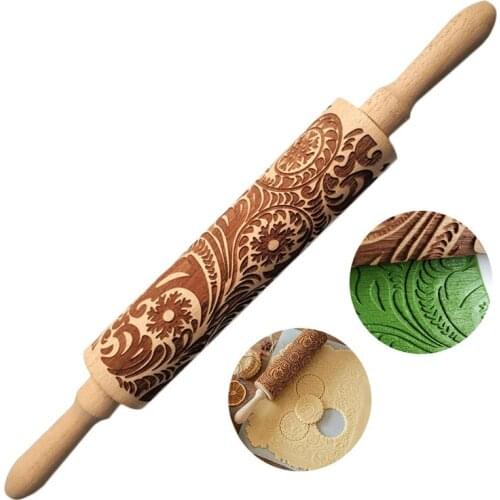 Rolling Pin Wooden Snowflake Pattern Dough Roller Baking Roller for Christmas