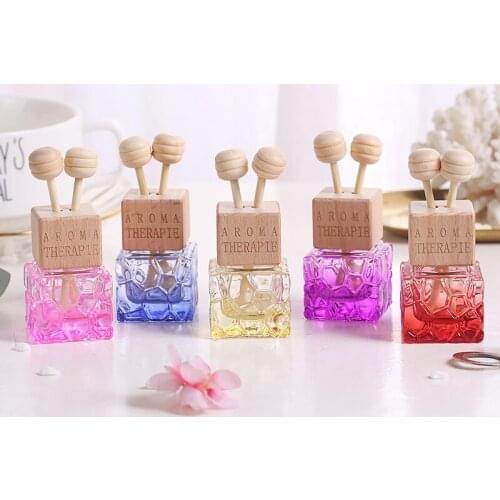 Car Air Freshener Hanging Glass Bottle for Essential Oils Car Perfume Bottle Crystal Car-styling Auto Ornament Perfume Pendant