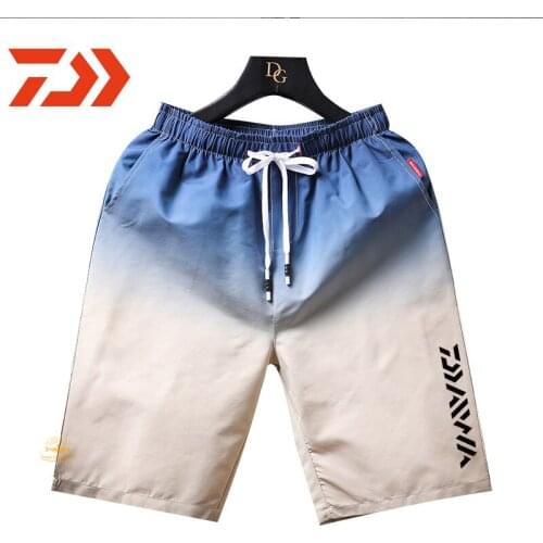 Daiwa Mens Casual Shorts 2021 Summer New Fashion Beach Pants Outdoor Fishing Hiking Shorts Colorblock Shorts