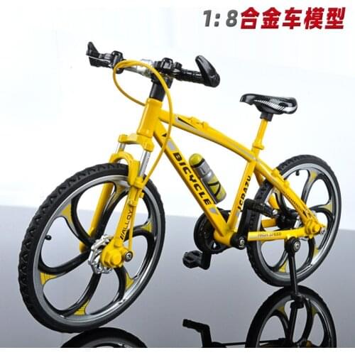 1:8 Wonderful Model Highway Race Car Alloy Car Model Decoration Mountain Bike Removable CHILDRENS Toy Car