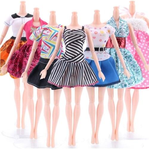 5Pcs/lot Clothes for Dolls Accessories Skirts Clothes DIY Mixed Party Dress Accessories for Dolls Toys for Girls Gift